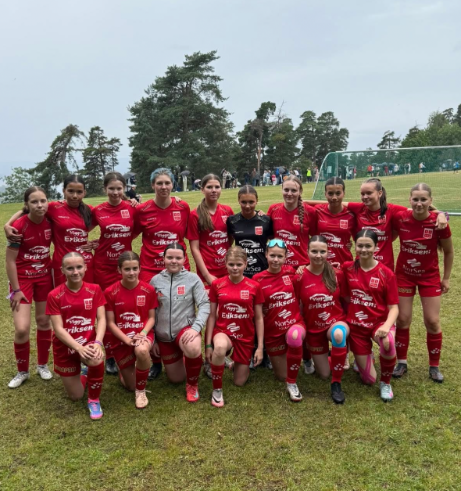 En takk fra Indrefjord Indrettslag Jenter 15